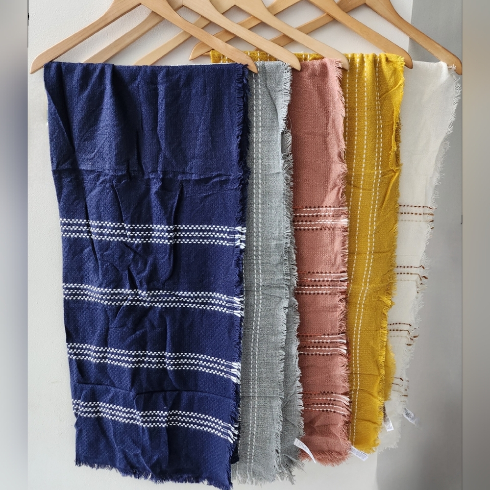 Old Navy 4pc Oversized Scarf Bundle